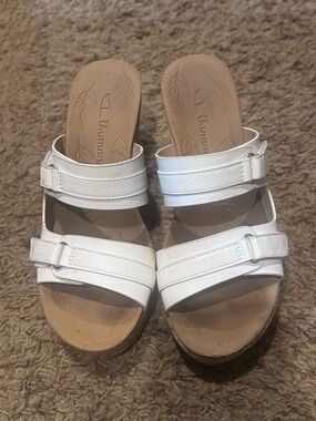 Chinese Laundry White Strap Sandals
